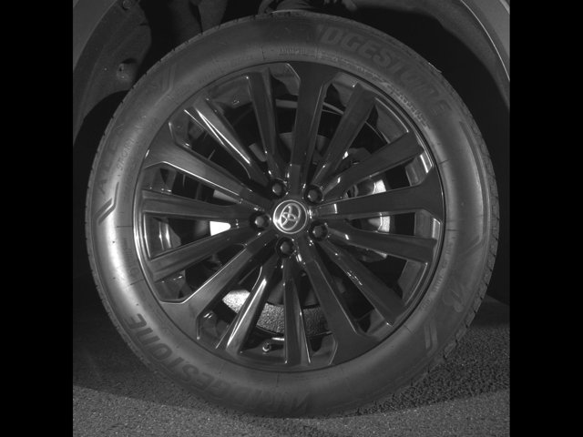 Certified 2024 Toyota Highlander XSE image 6