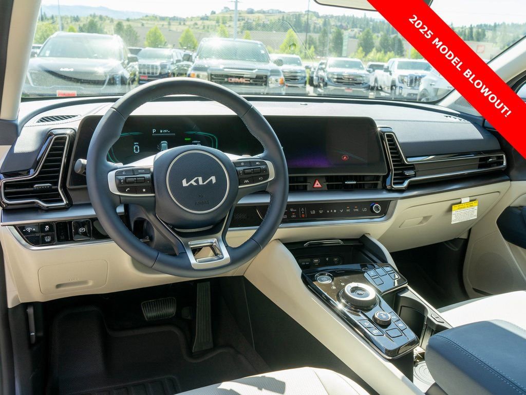 New 2025 Kia Sportage EX image 15