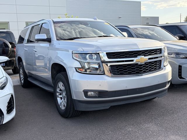 Used 2019 Chevrolet Suburban LT AWD/4WD image 3