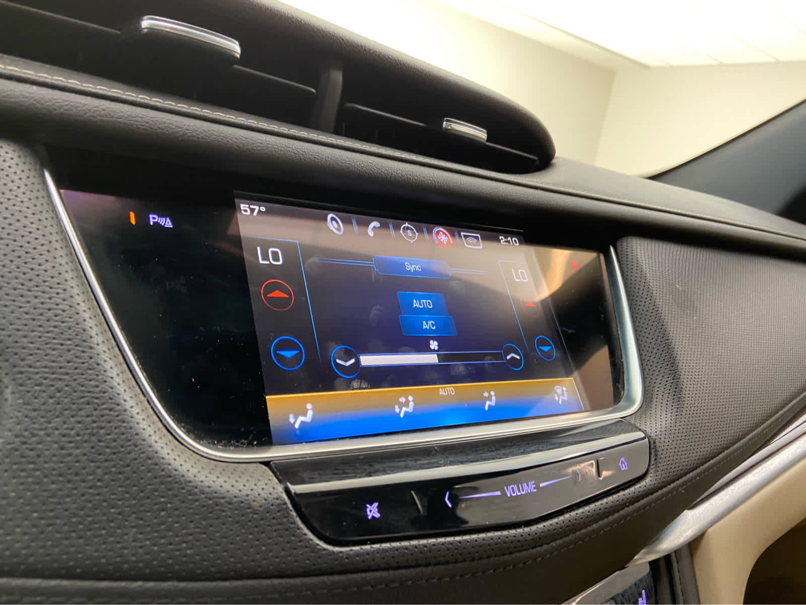 Used 2019 Cadillac XT5 Luxury image 28