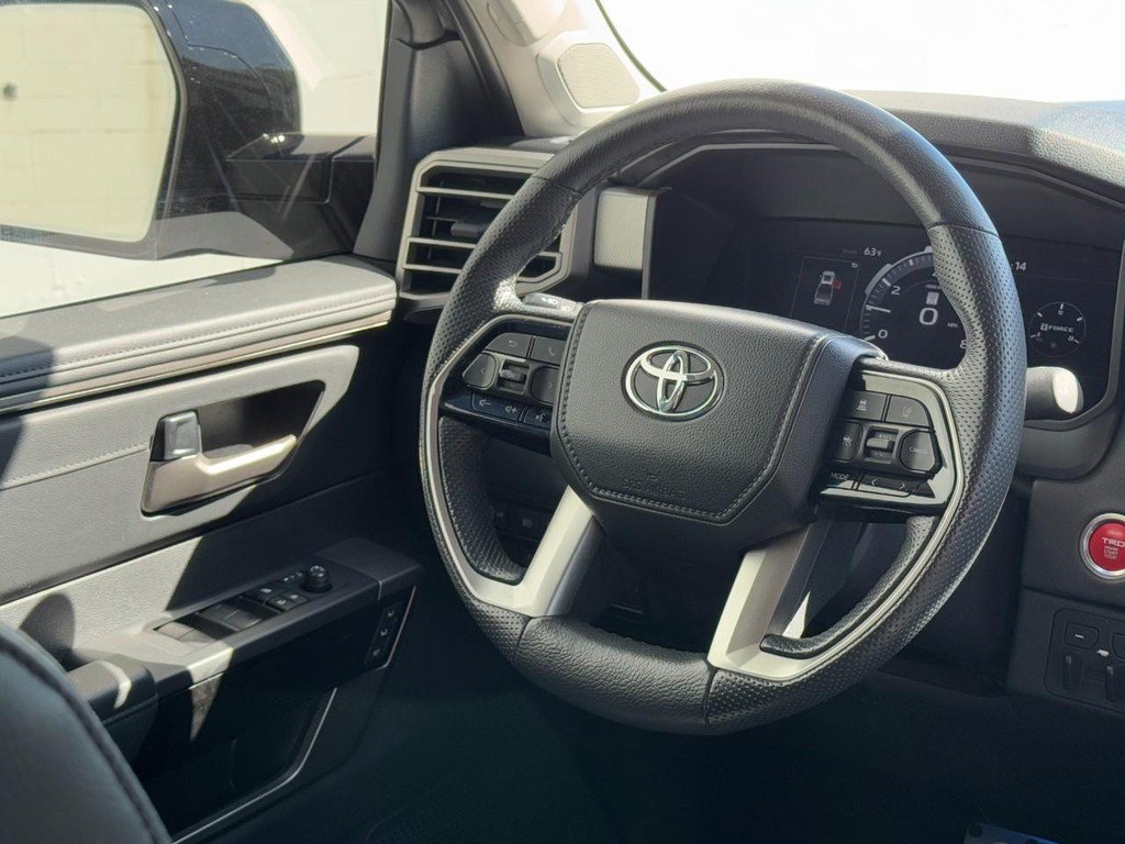Used 2024 Toyota Tundra Limited image 12