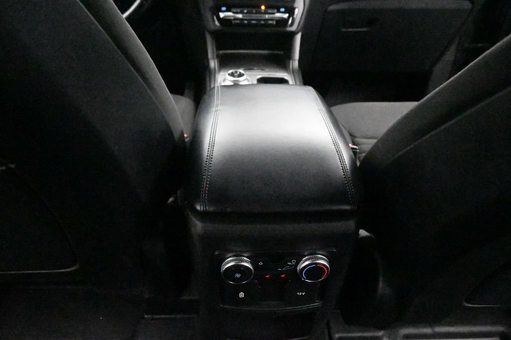 Used 2020 Ford Explorer XLT w/ Comfort Package AWD/4WD image 21