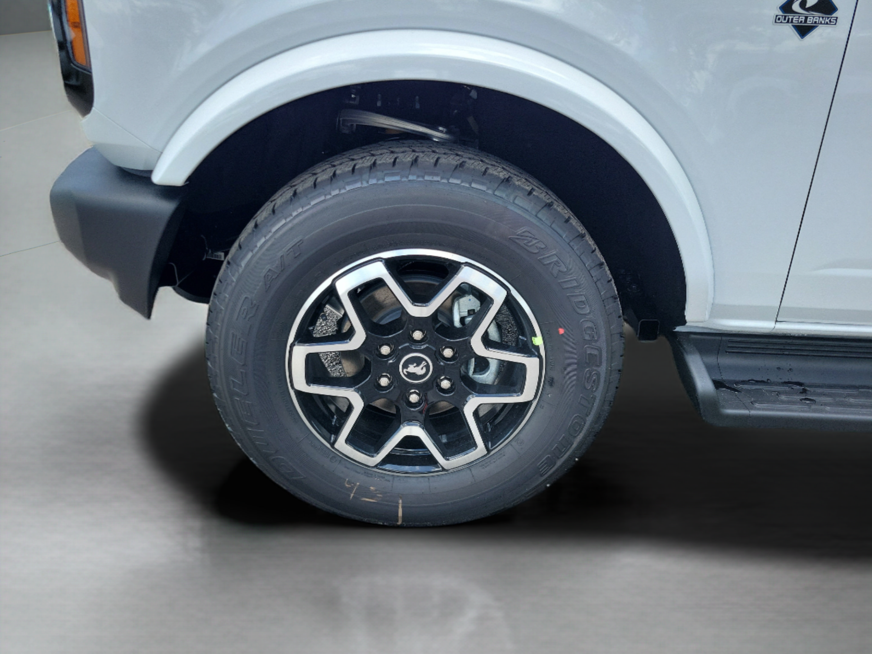 New 2026 Ford Bronco Outer Banks AWD/4WD image 30