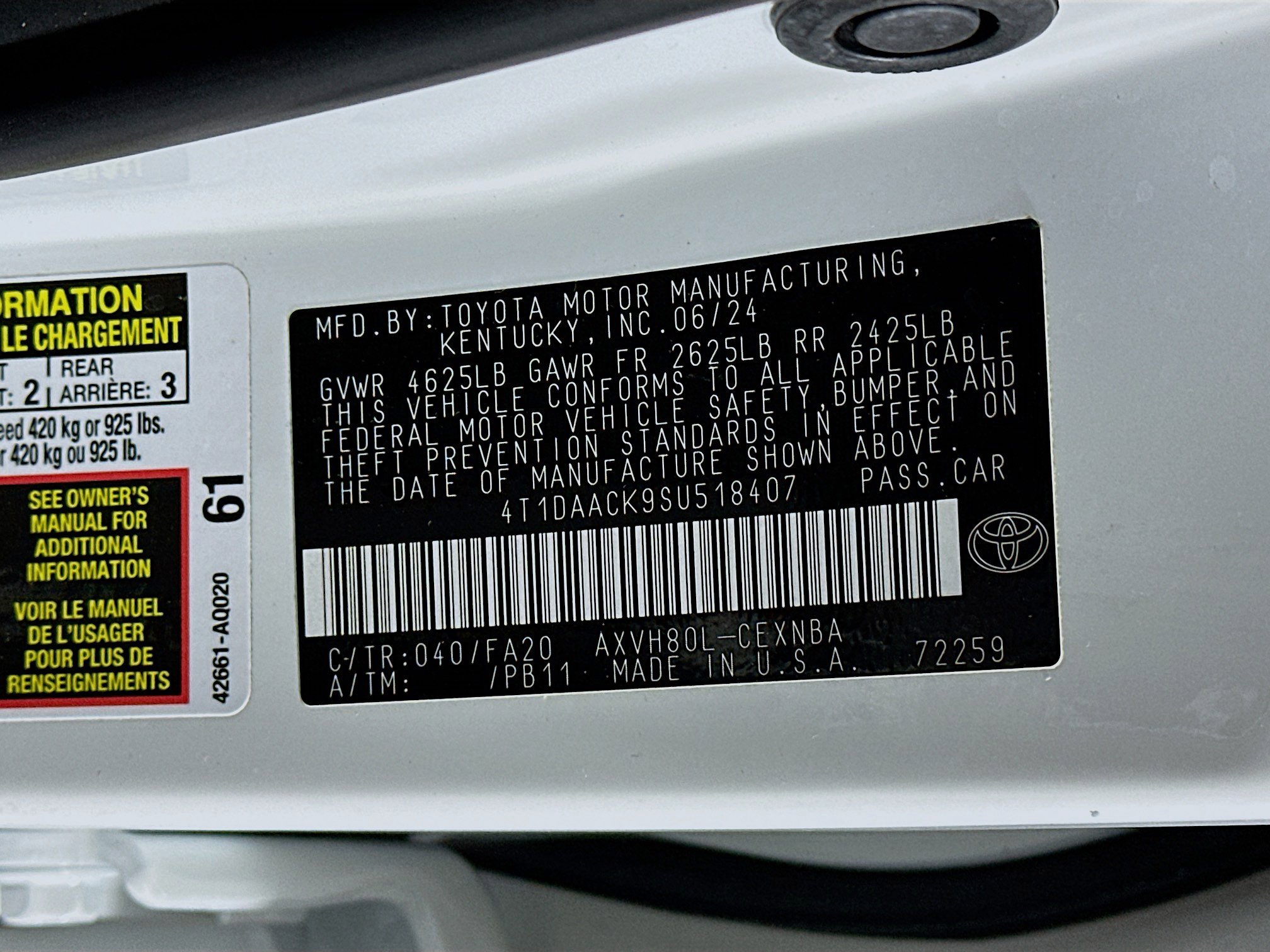 Used 2025 Toyota Camry LE image 12