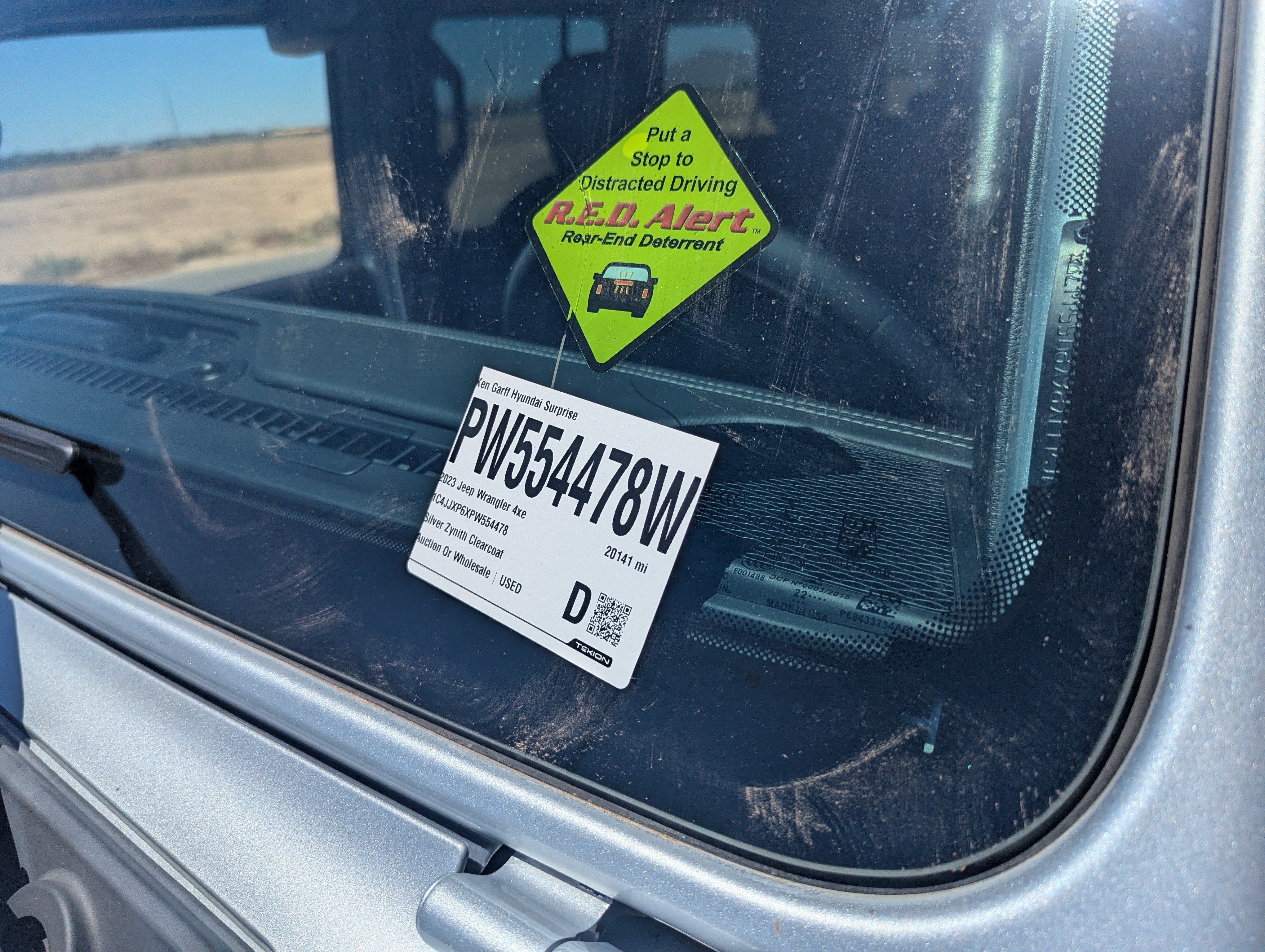 Used 2023 Jeep Wrangler Unlimited Sahara AWD/4WD image 31