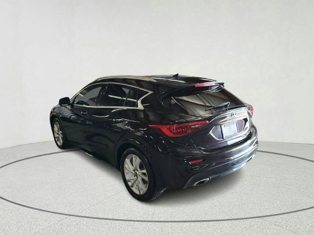 Used 2018 INFINITI QX30 Premium w/ Cargo Package image 4