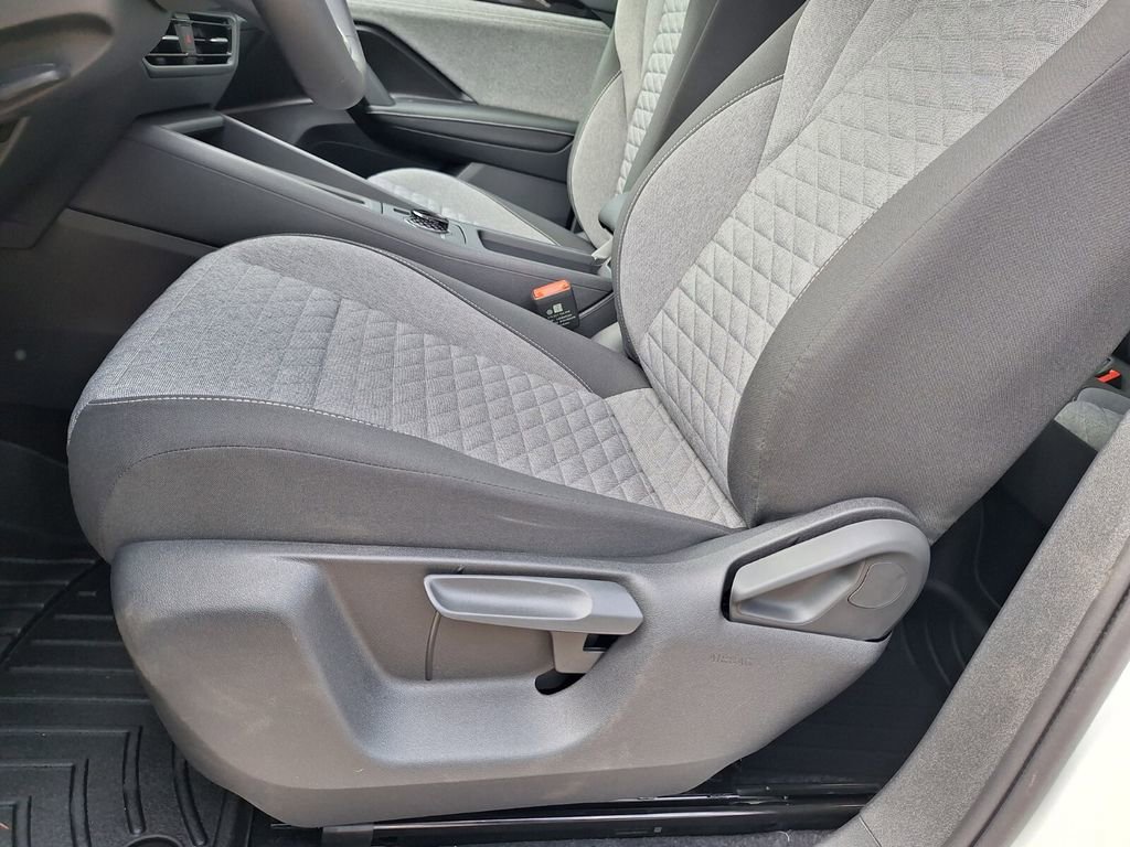 New 2026 Volkswagen Tiguan S image 10