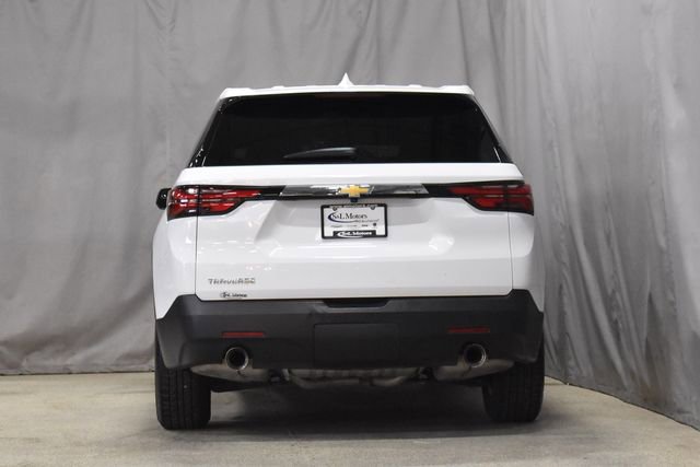 Used 2022 Chevrolet Traverse LS image 8