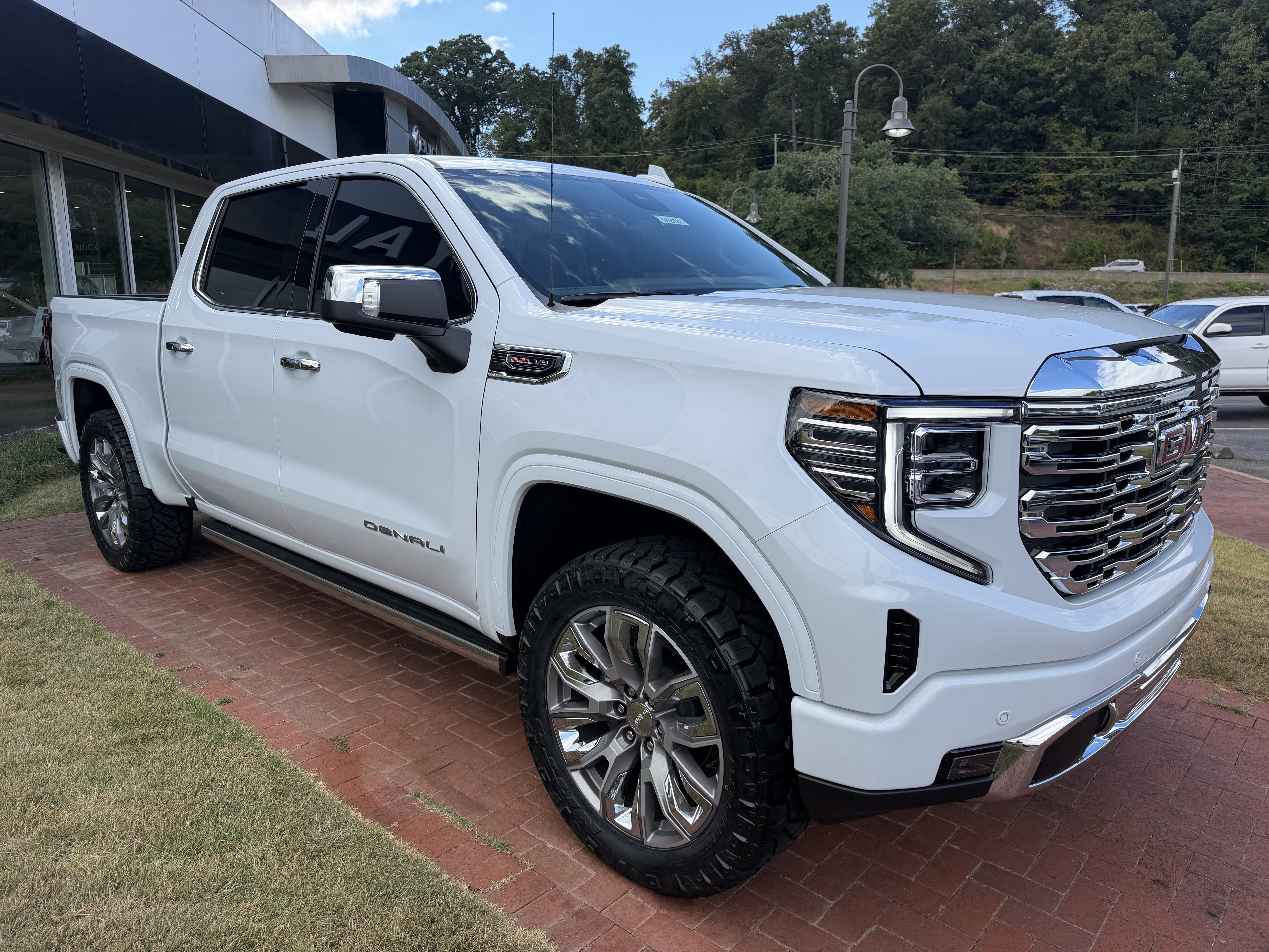 New 2026 GMC Sierra 1500 Denali AWD/4WD image 3