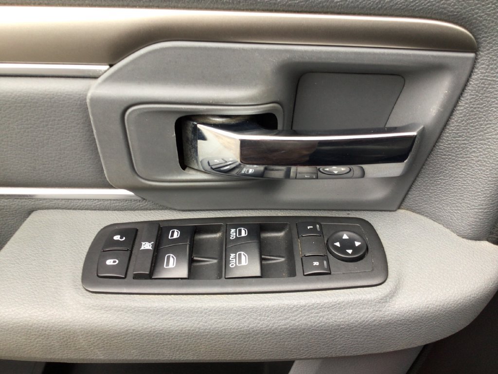 Used 2018 RAM 2500 Big Horn AWD/4WD image 22
