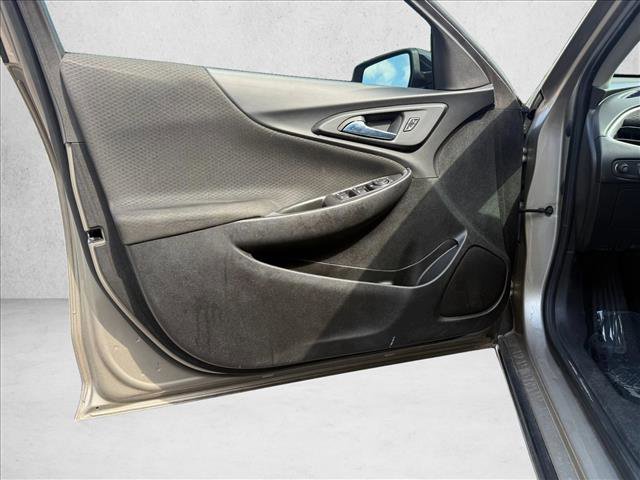 Used 2022 Chevrolet Malibu LT FWD image 18