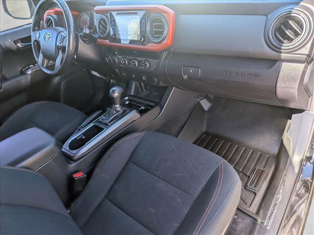 Used 2017 Toyota Tacoma TRD Off-Road w/ Tow Package (A/T) image 21