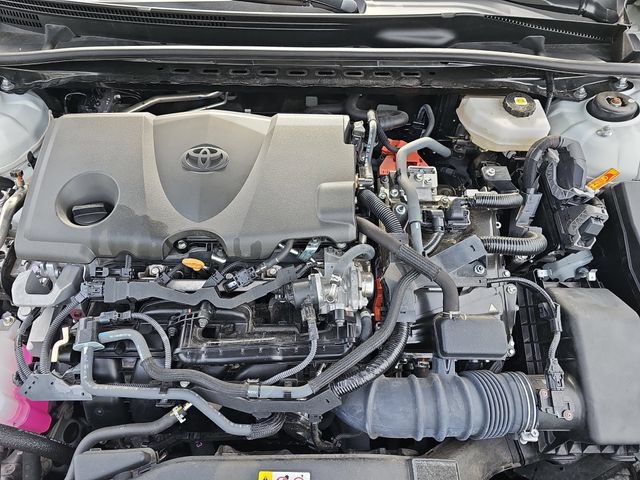 Used 2025 Toyota Camry LE FWD image 32
