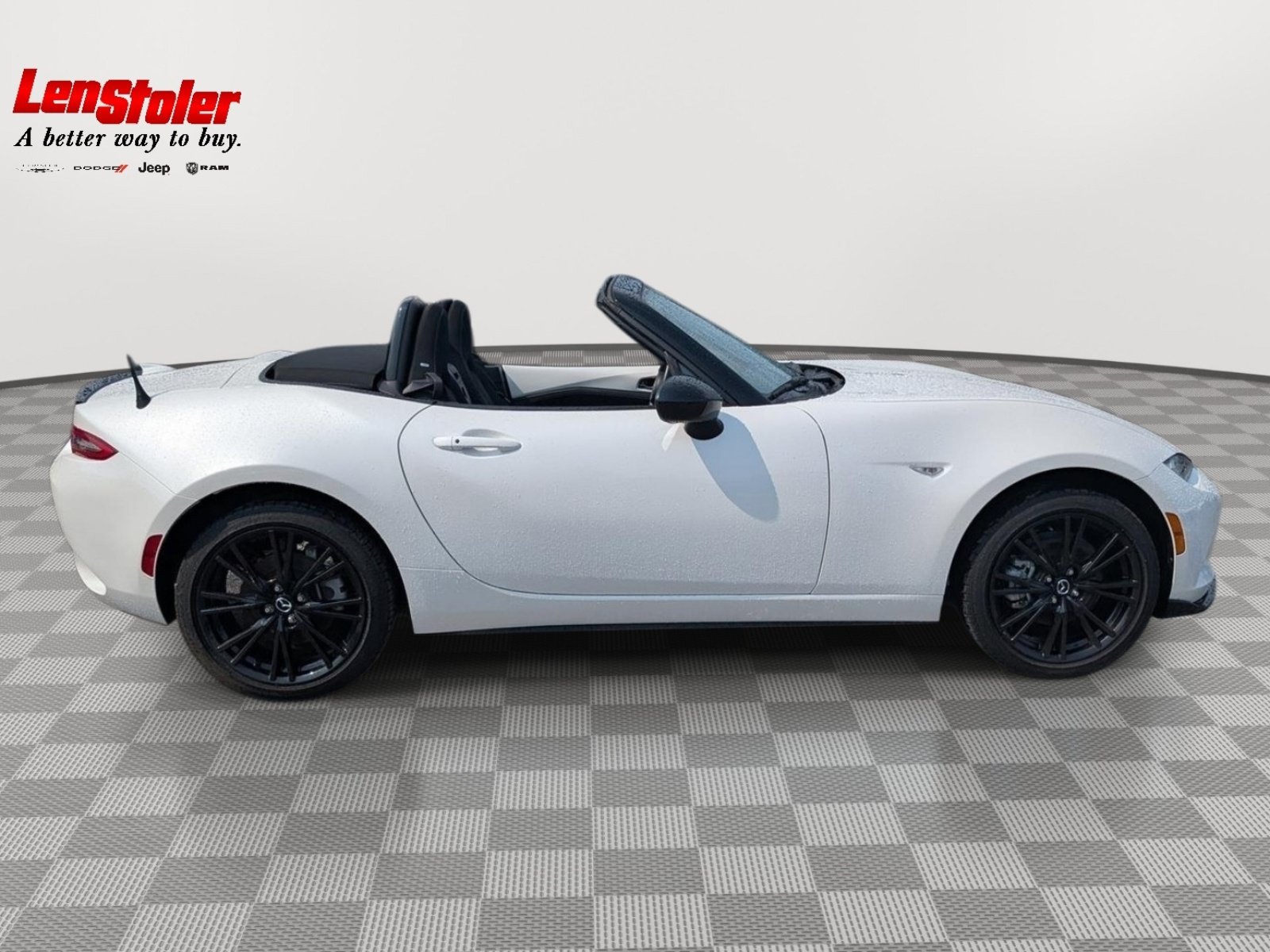 Used 2025 MAZDA MX-5 Miata Club RWD image 8