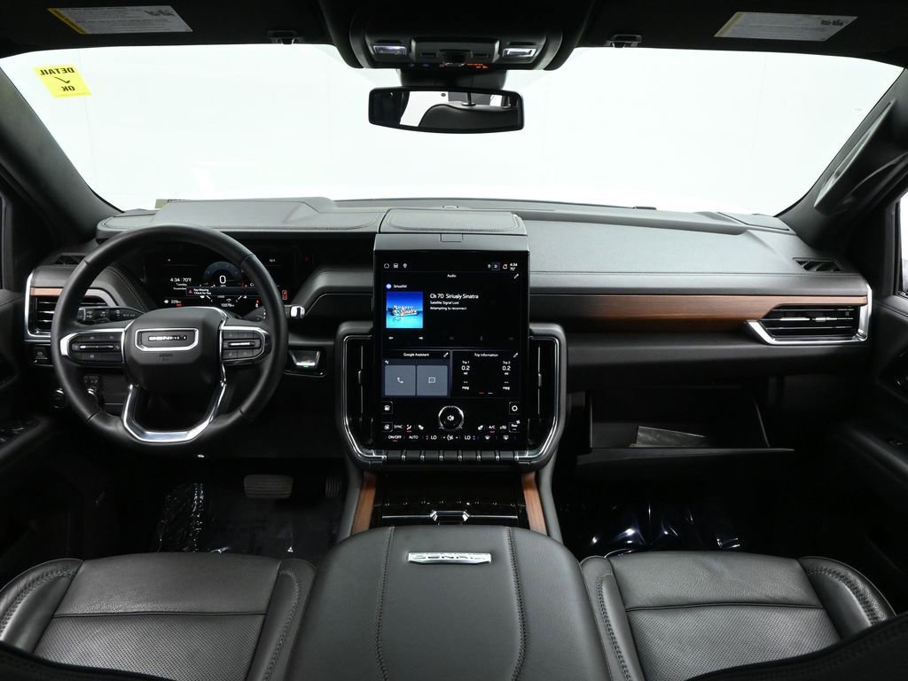 Used 2025 GMC Yukon XL Denali image 18