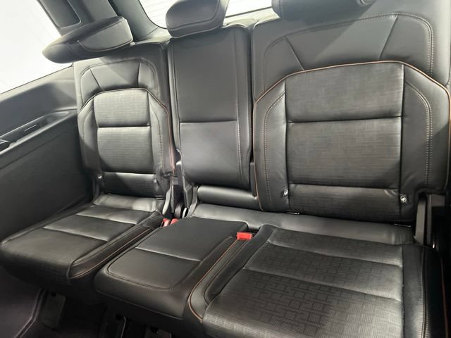 Certified 2025 Lincoln Navigator Black Label AWD/4WD image 13