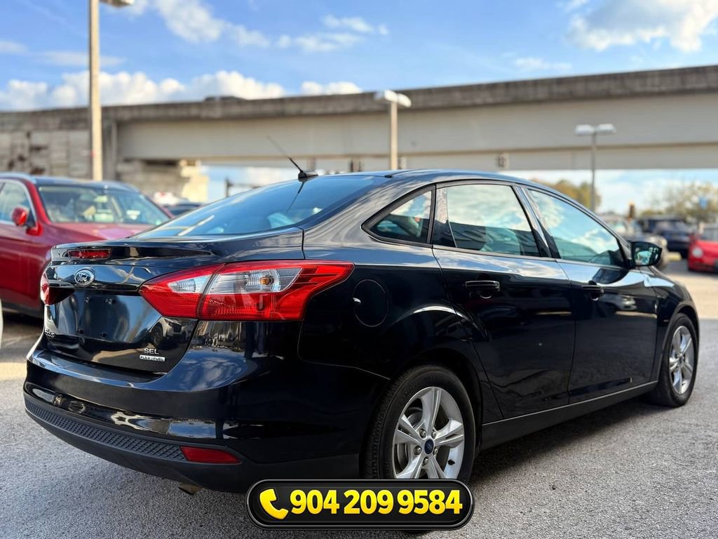 Used 2014 Ford Focus SE FWD image 7