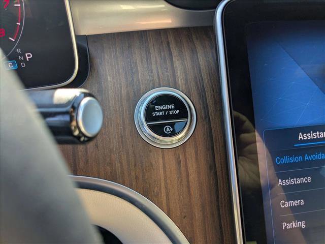 Certified 2025 Mercedes-Benz C 300 4MATIC Sedan image 17