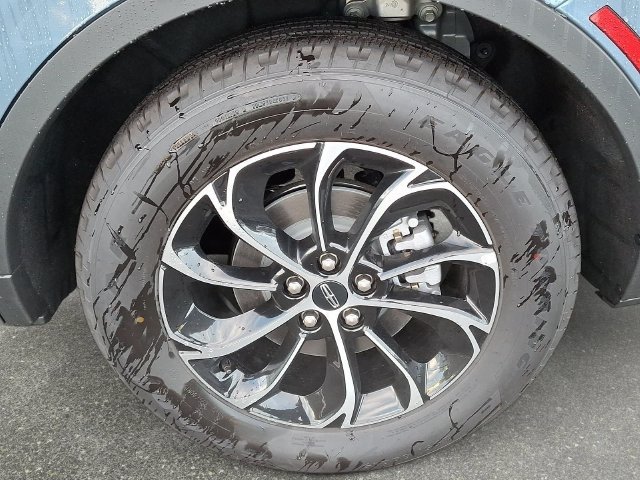 New 2026 Lincoln Nautilus Premier AWD/4WD image 8