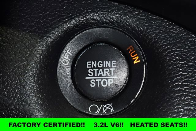 Used 2019 Jeep Cherokee Latitude Plus w/ Comfort/Convenience Group AWD/4WD image 25