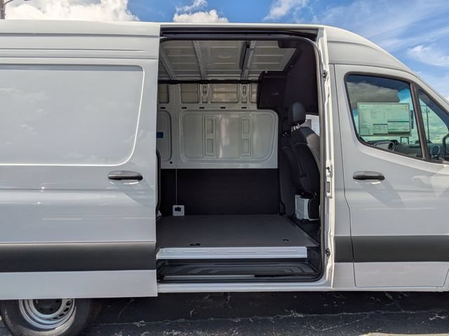 New 2026 Mercedes-Benz Sprinter 2500 image 15