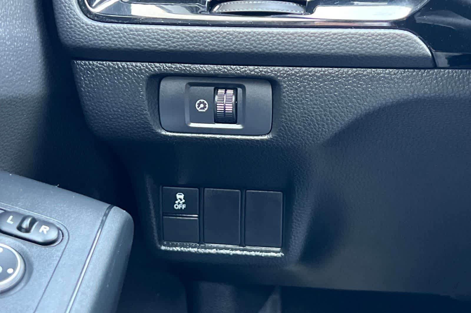 Used 2025 Honda Civic Sport image 31