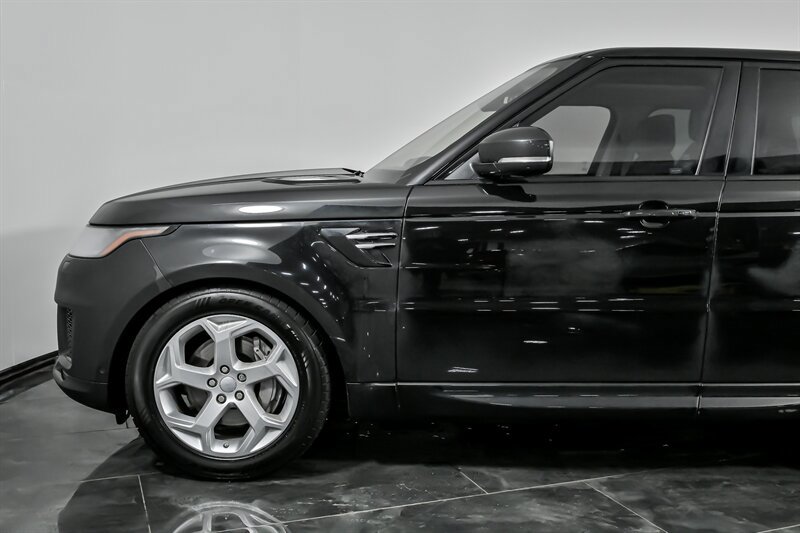 Used 2019 Land Rover Range Rover Sport HSE AWD/4WD image 6