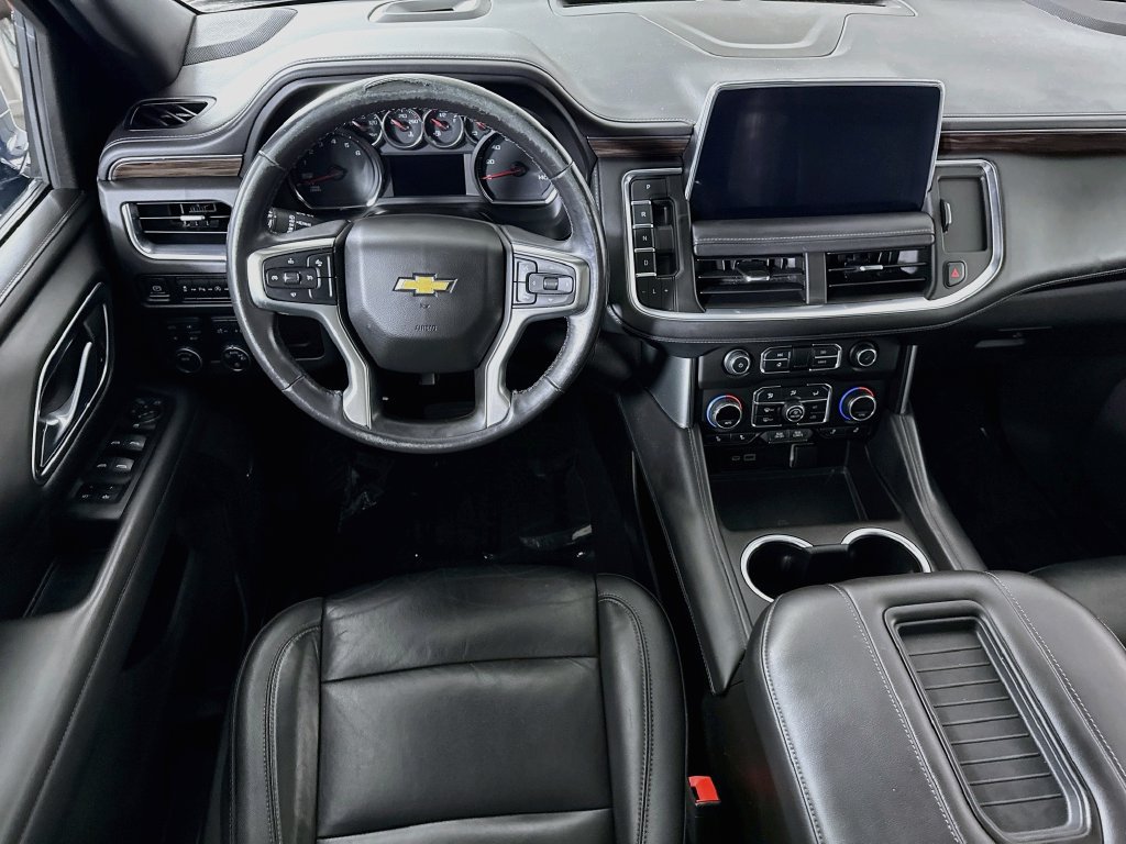 Used 2021 Chevrolet Suburban LT AWD/4WD image 3