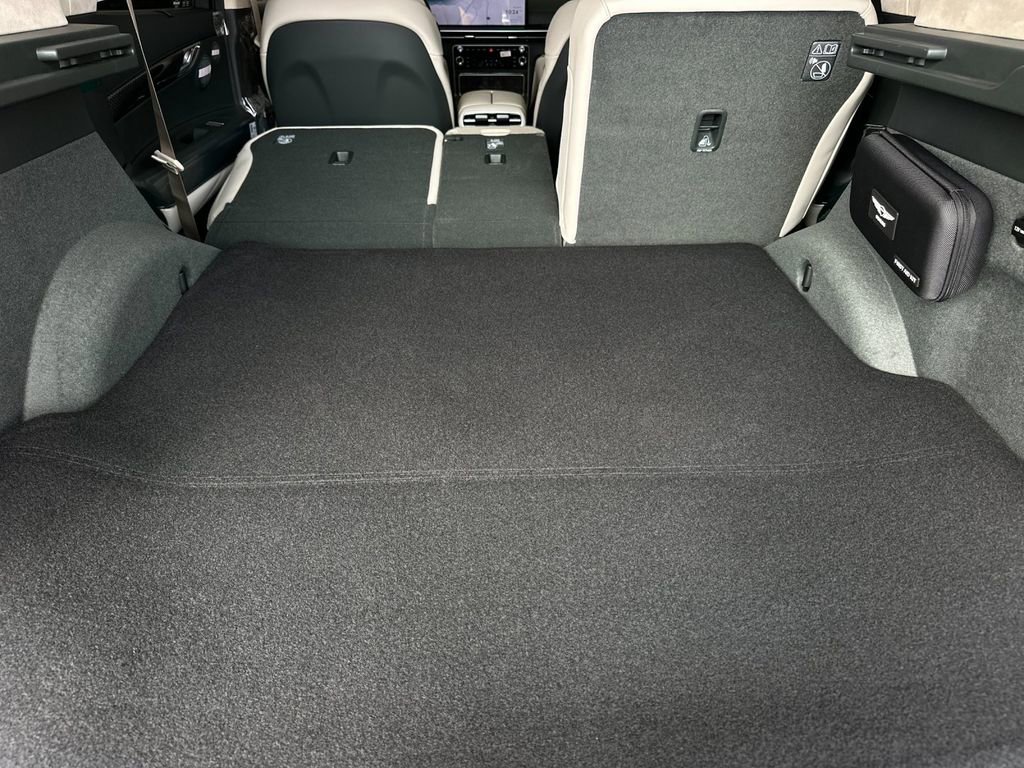 New 2026 Genesis GV80 3.5T e-SC image 15