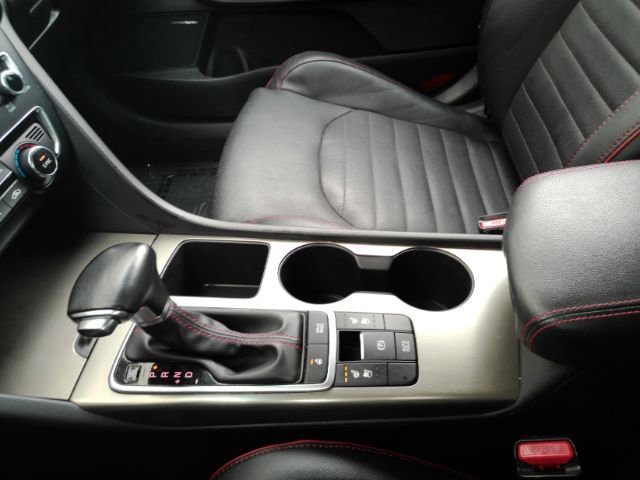 Used 2019 Kia Optima SX image 43