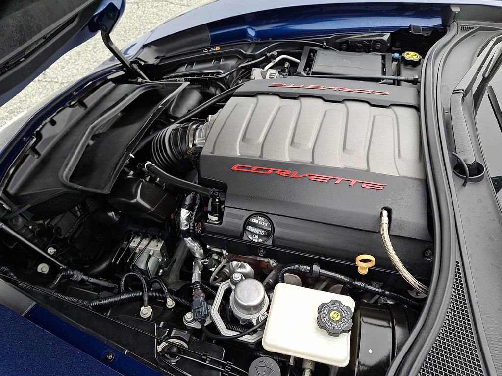 Used 2019 Chevrolet Corvette Stingray Coupe w/ 1LT image 25