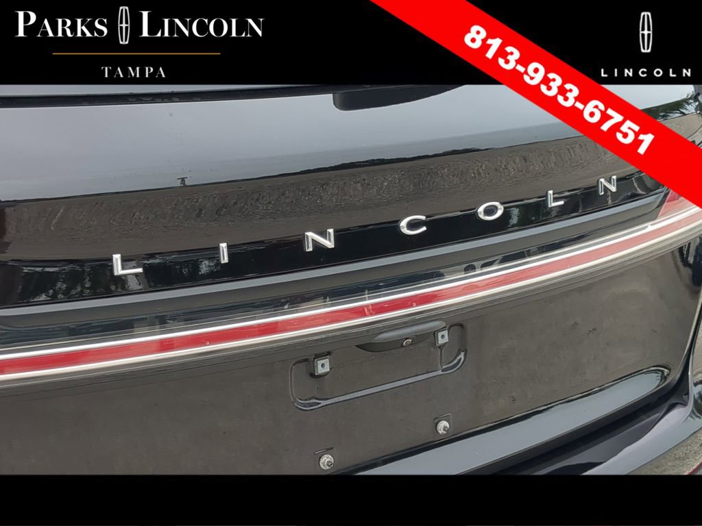 Used 2023 Lincoln Nautilus Reserve w/ Monochromatic Package FWD image 14