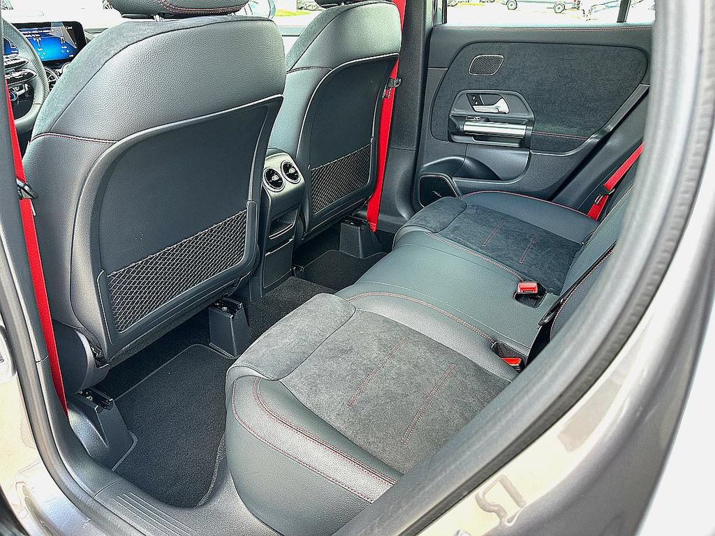 Certified 2025 Mercedes-Benz GLA 35 AMG 4MATIC image 19