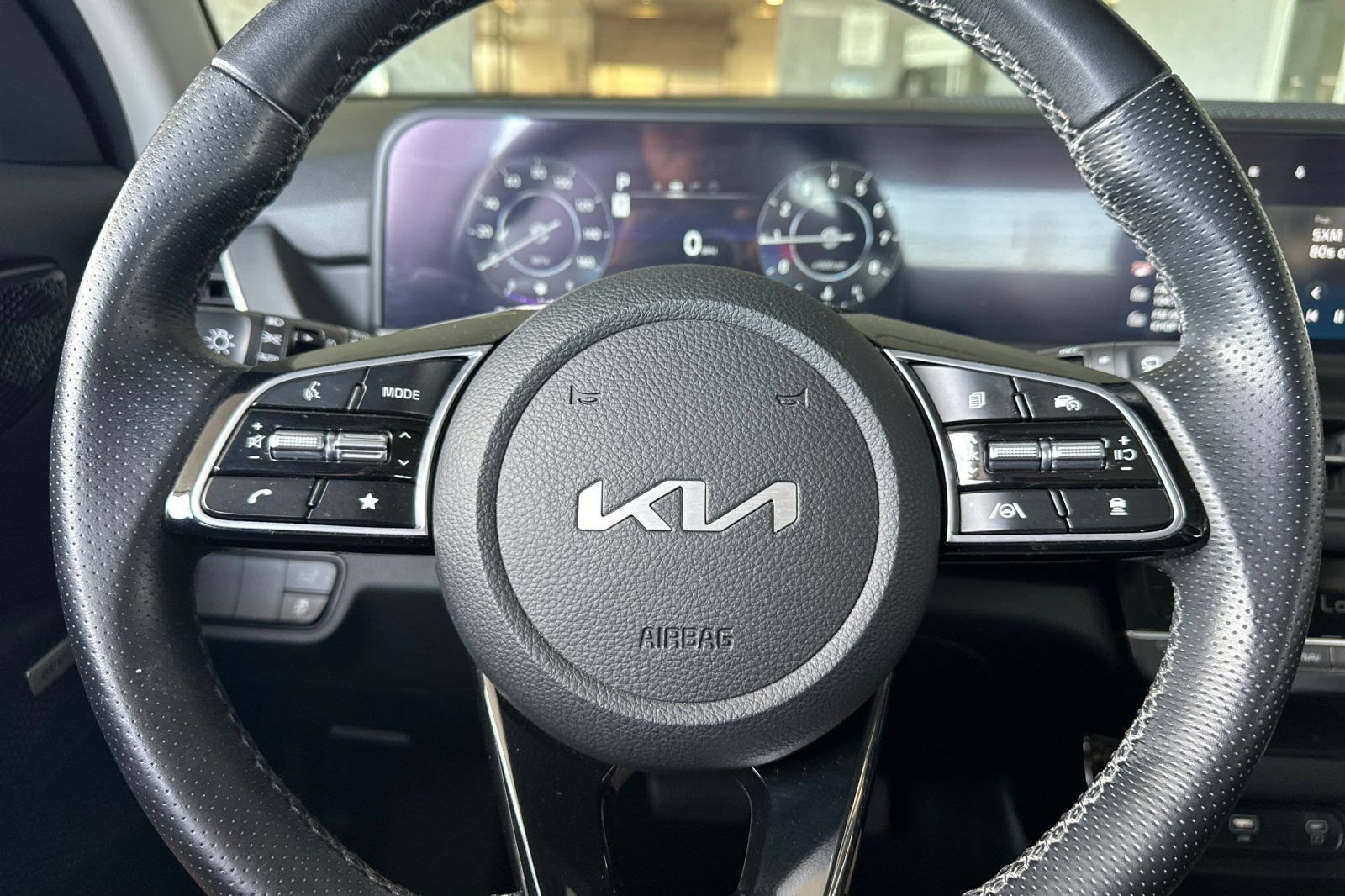 Certified 2024 Kia Seltos SX w/ SX Sunroof Package AWD/4WD image 21
