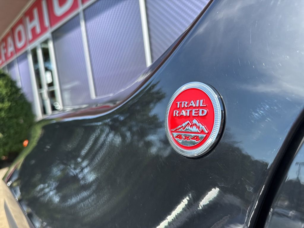 Used 2023 Jeep Renegade Trailhawk image 14