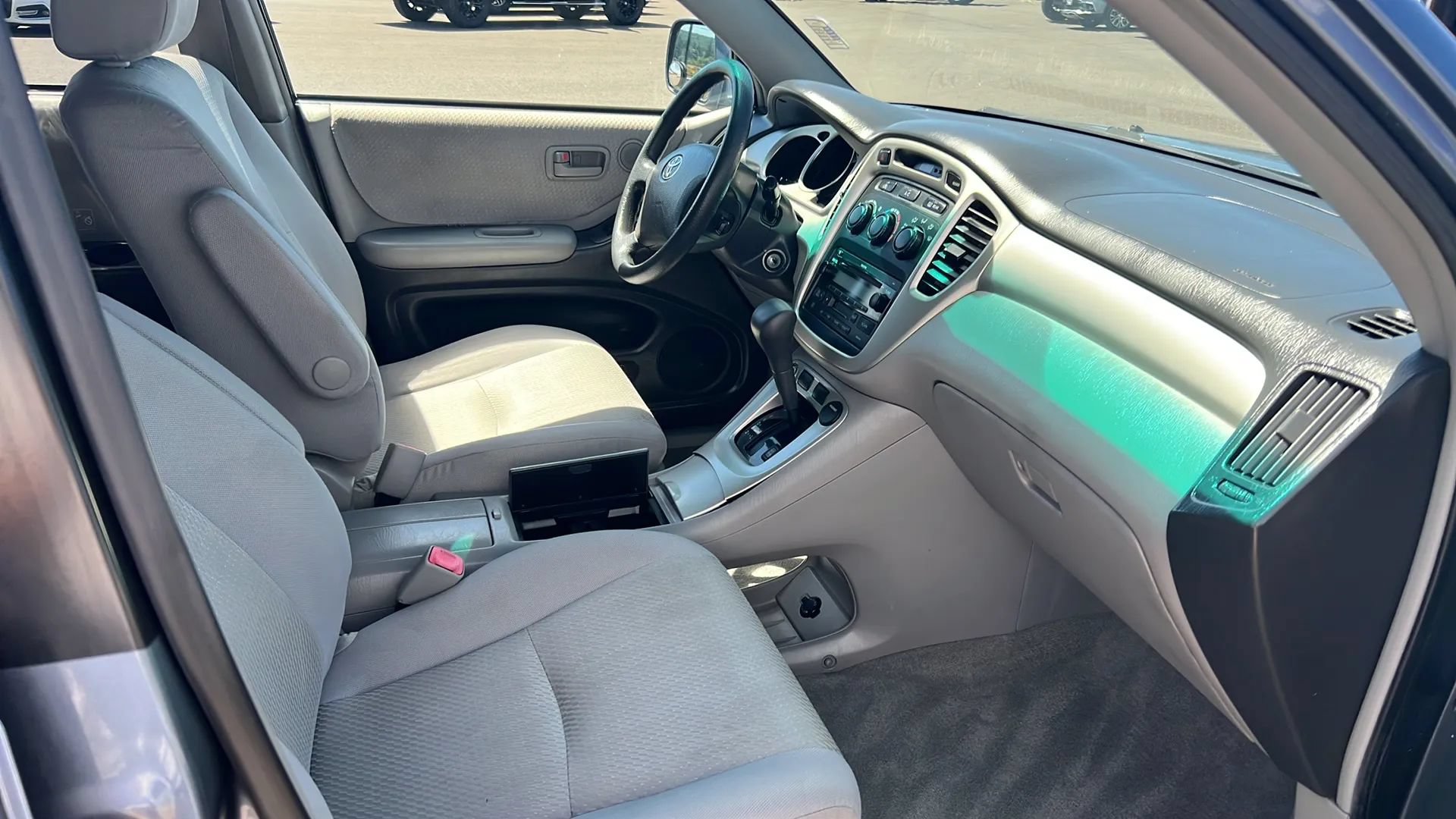 Used 2004 Toyota Highlander 2WD V6 image 5