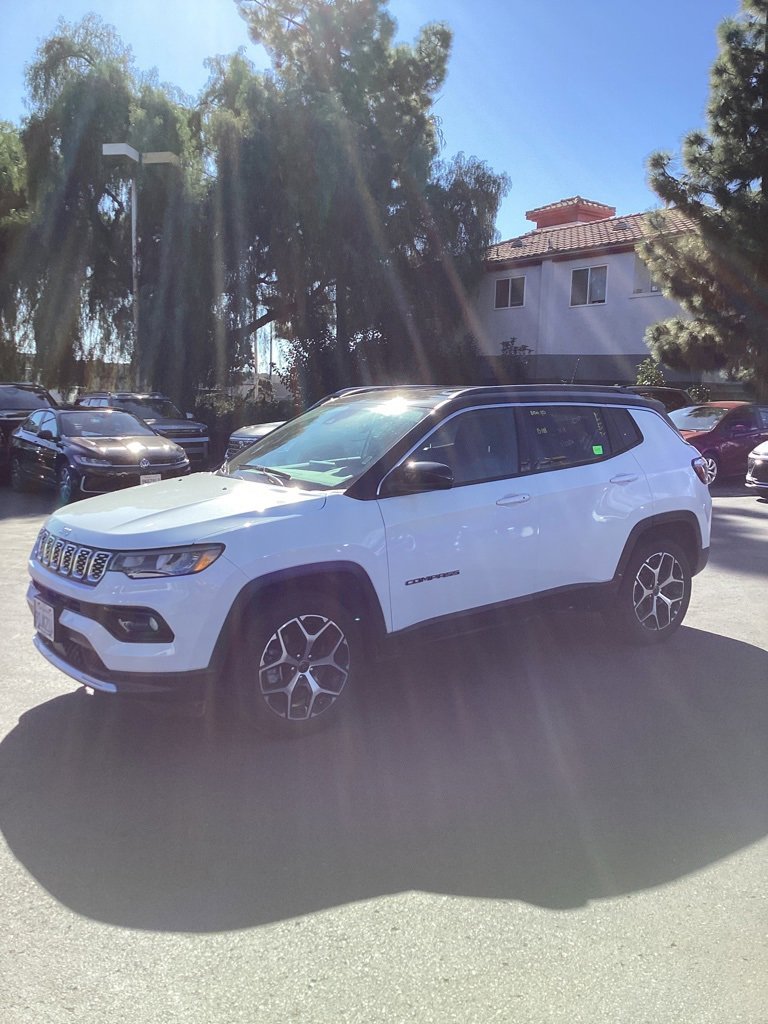 Used 2025 Jeep Compass Limited