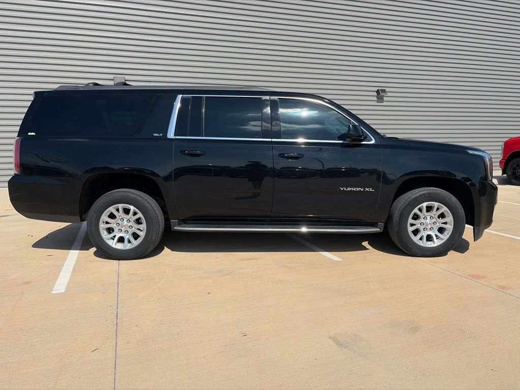 Used 2020 GMC Yukon XL SLT AWD/4WD image 2