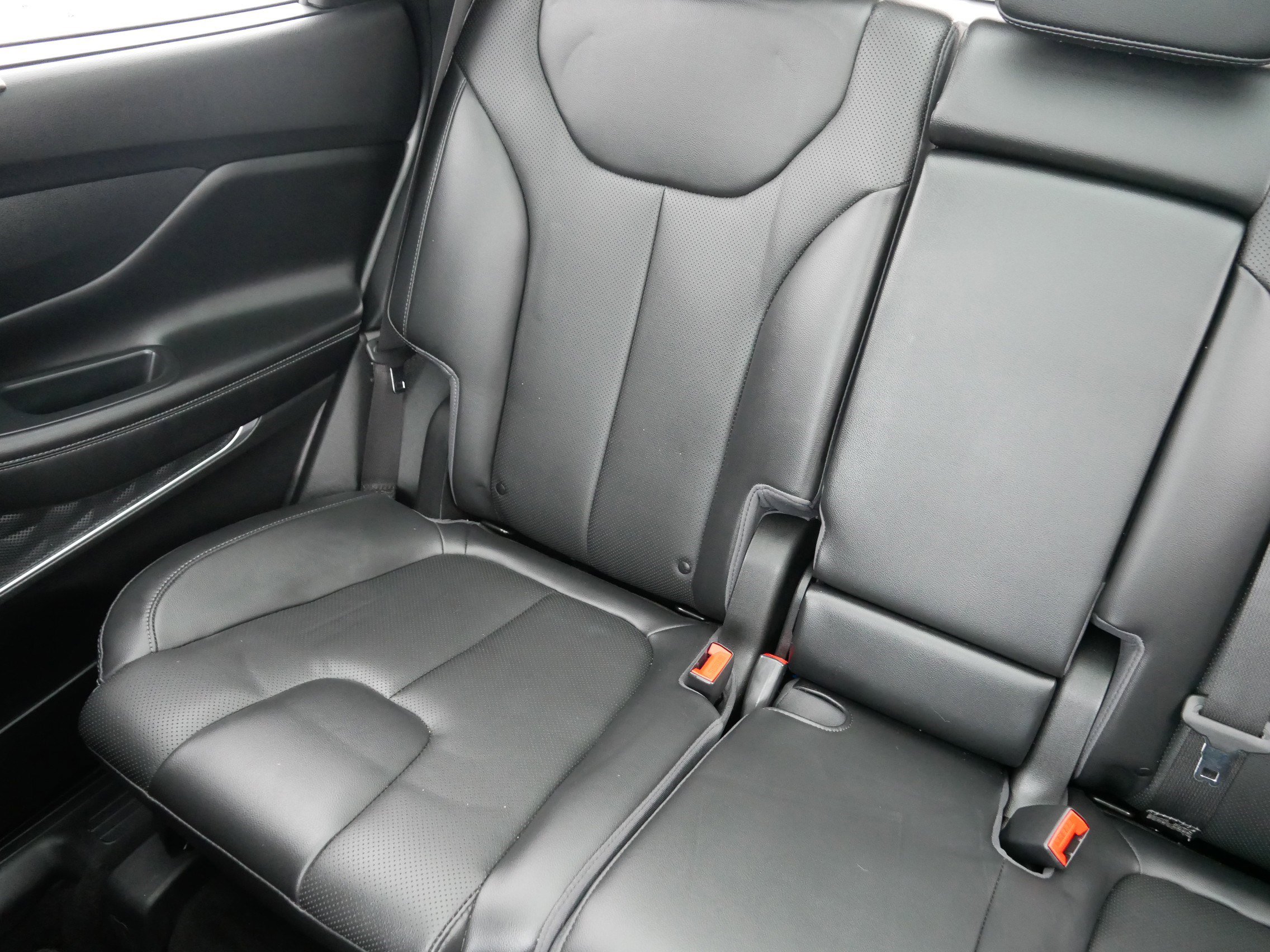 Certified 2023 Hyundai Santa Fe SEL w/ Premium Package image 12