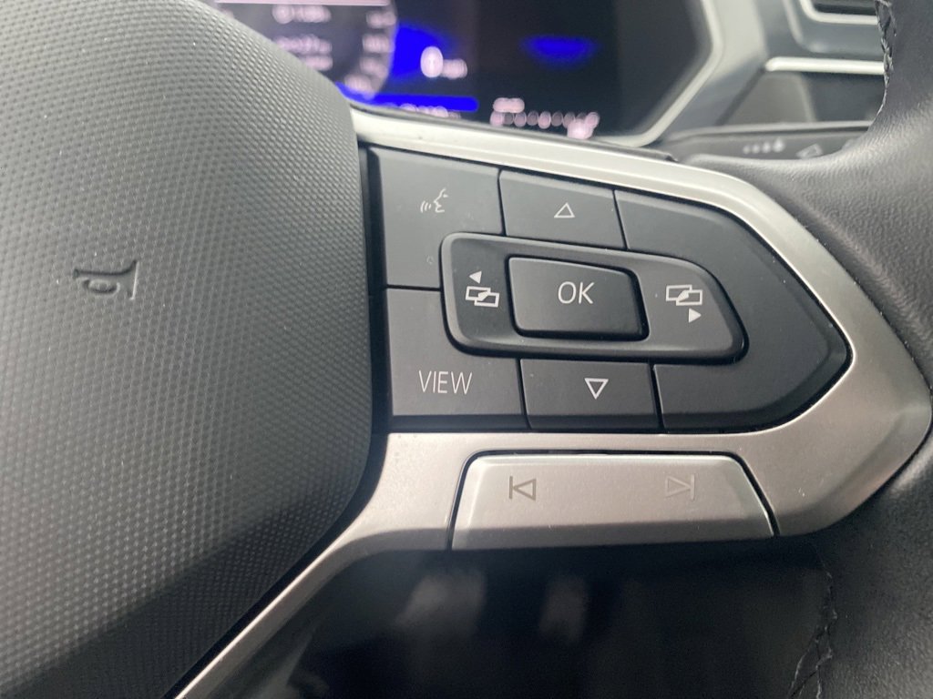 Used 2024 Volkswagen Tiguan Wolfsburg Edition image 11