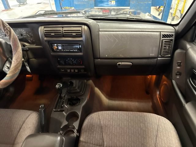 Used 1999 Jeep Cherokee Sport AWD/4WD image 10