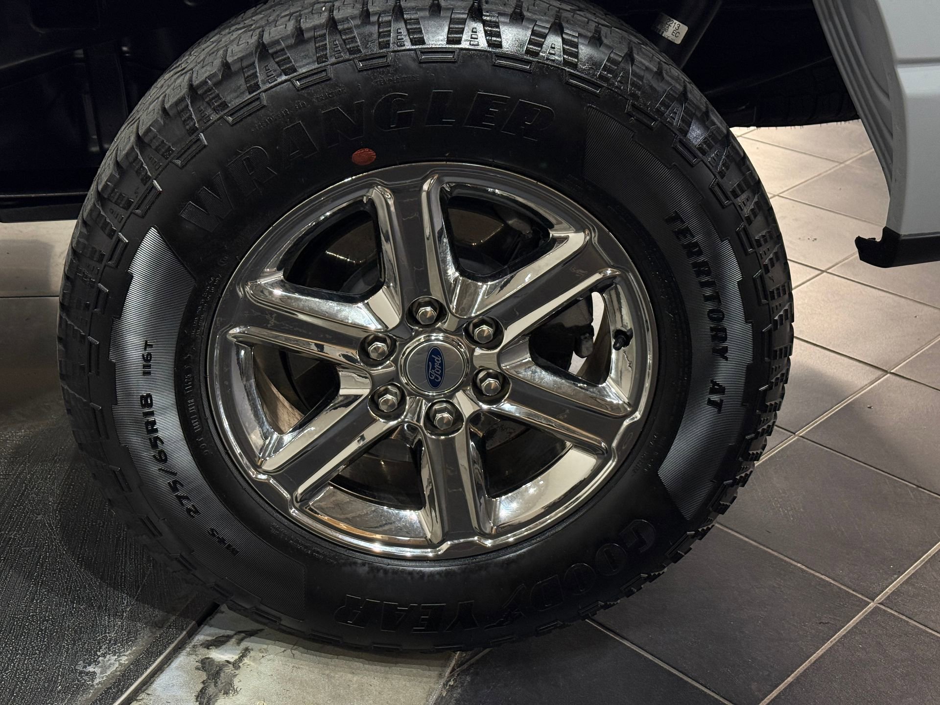 Used 2025 Ford F150 XLT w/ Equipment Group 301A Standard image 51