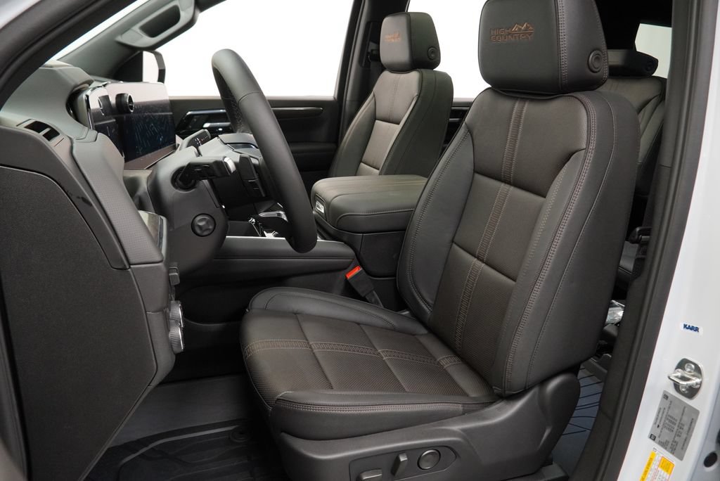 New 2026 Chevrolet Tahoe High Country w/ Sun And Tow Package AWD/4WD image 7