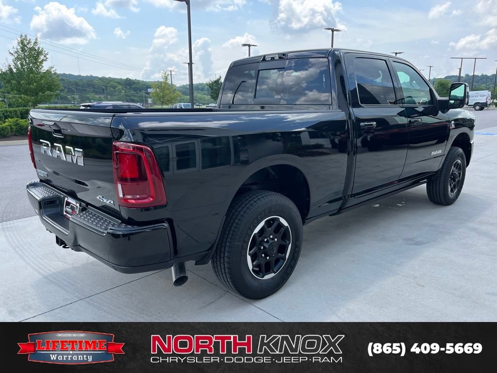 New 2026 RAM 2500 Laramie AWD/4WD image 19