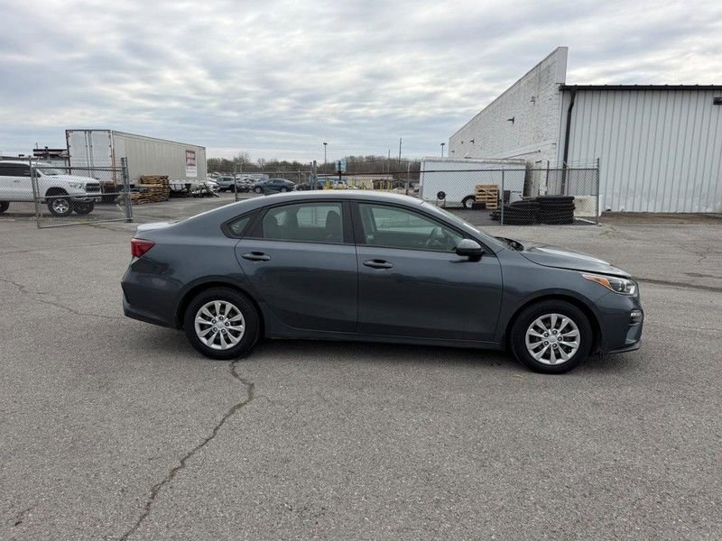 Used 2019 Kia Forte Sedan image 2