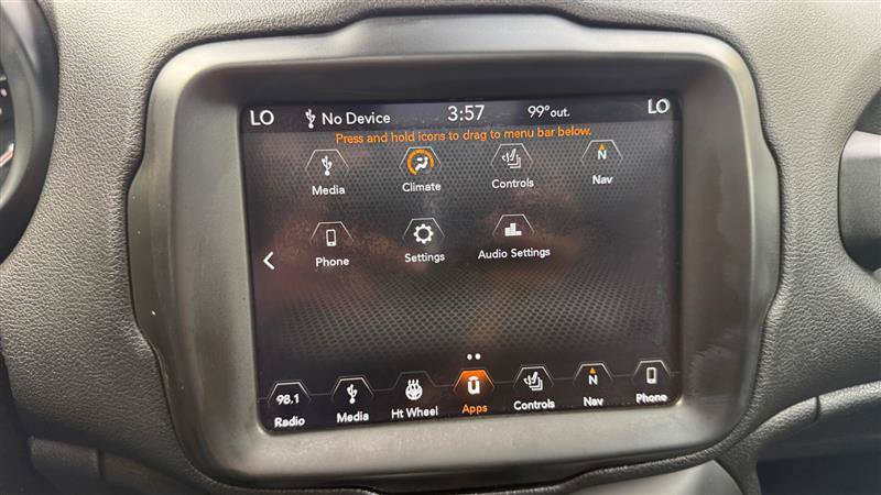 Used 2018 Jeep Renegade Latitude w/ UConnect 8.4 Nav Group AWD/4WD image 26