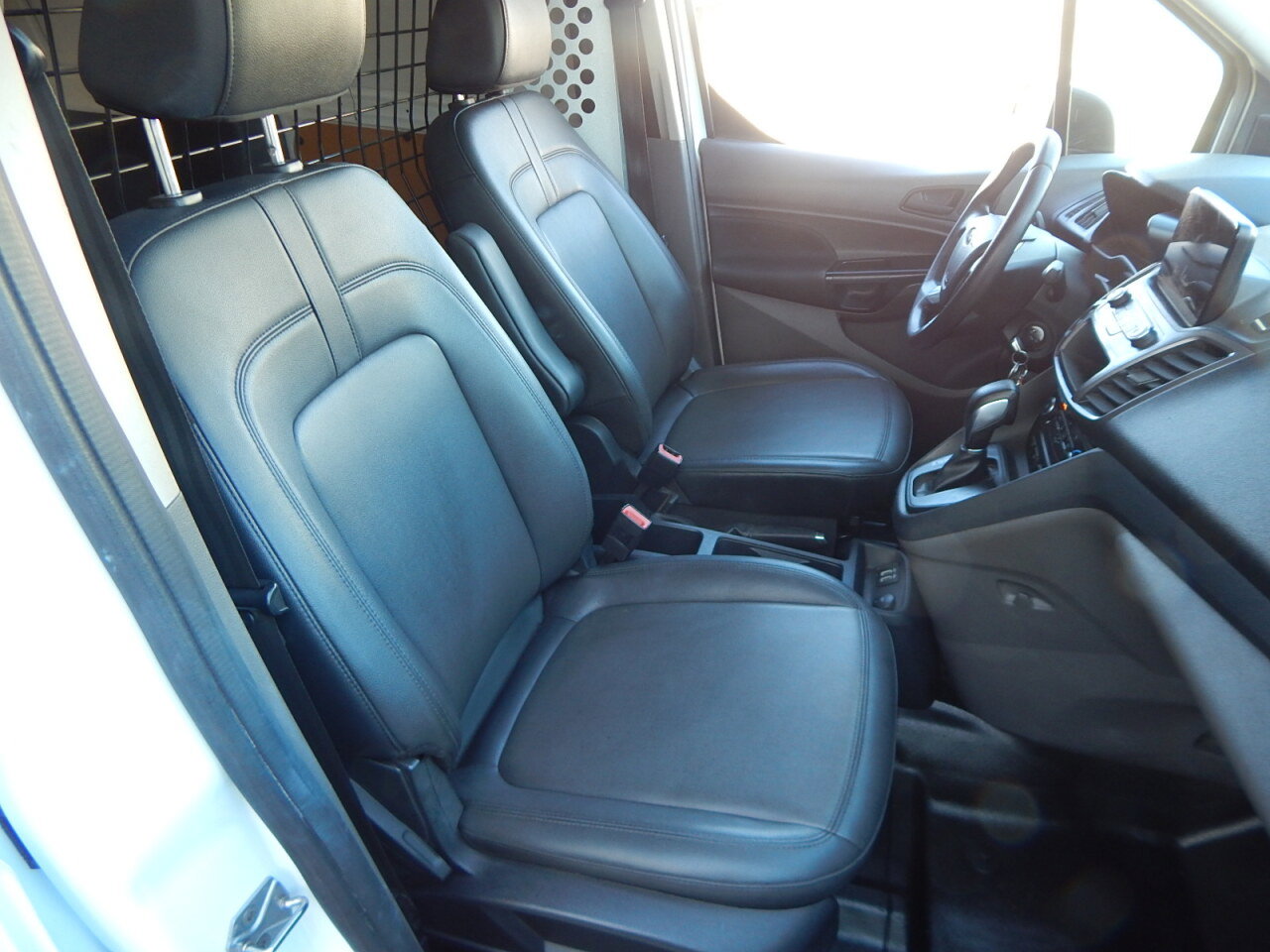 Used 2020 Ford Transit Connect XL image 19