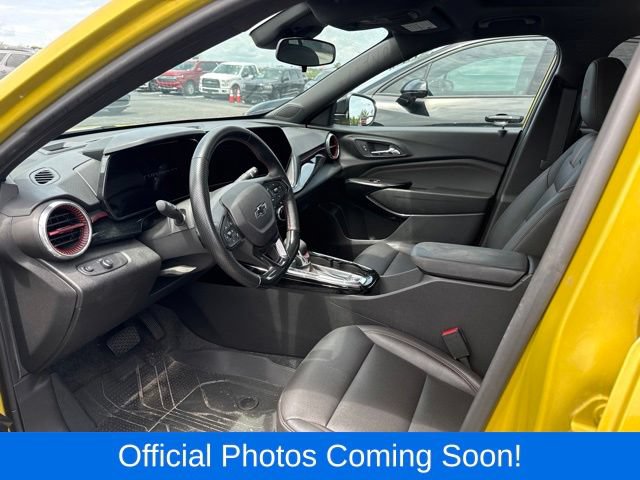 Used 2024 Chevrolet Trax RS w/ Sunroof Package FWD image 9
