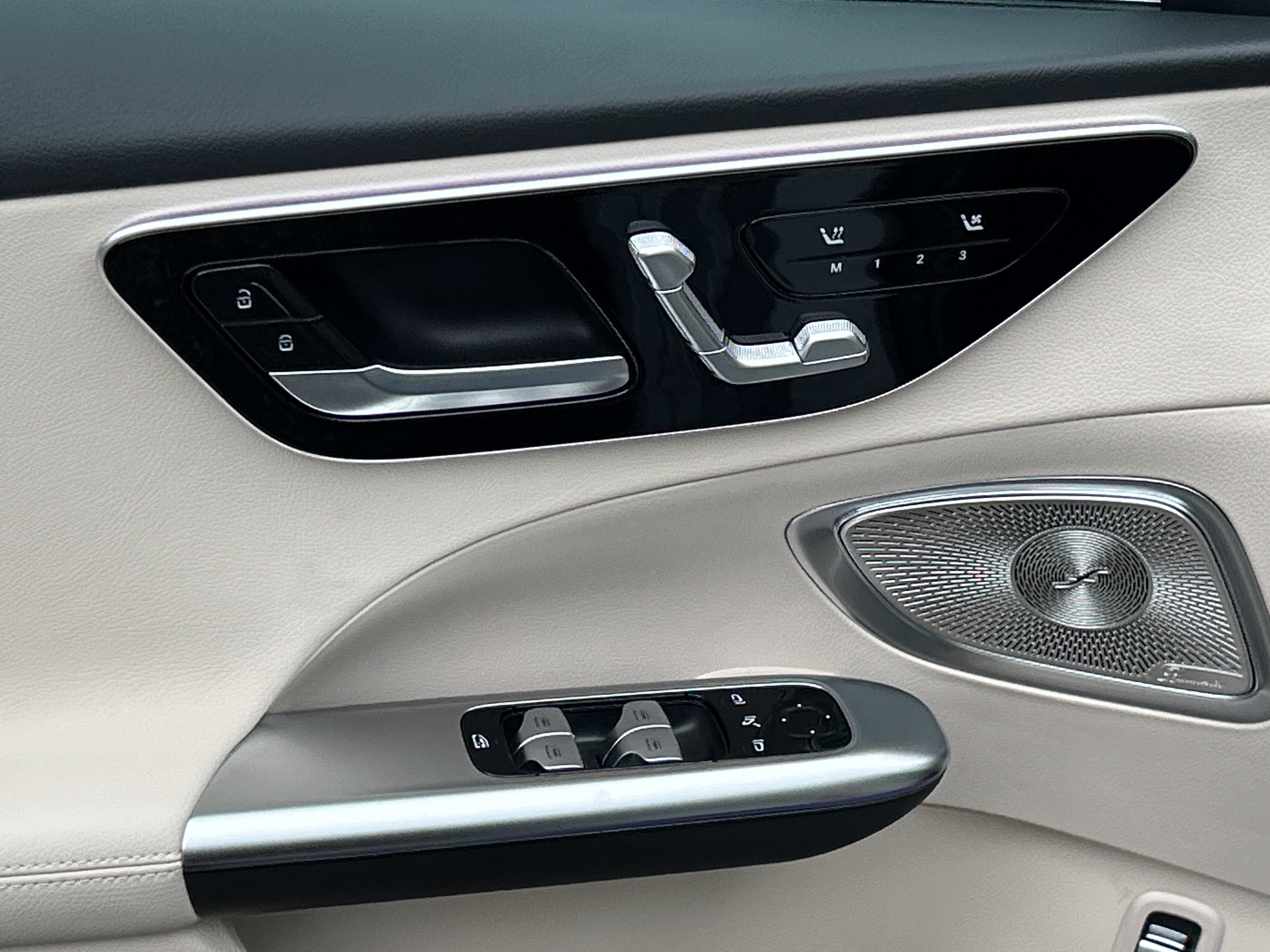 New 2026 Mercedes-Benz C 300 Sedan image 18