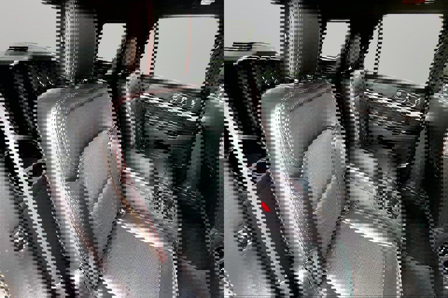 Used 2017 Ford Explorer Sport w/ Equipment Group 401A image 17